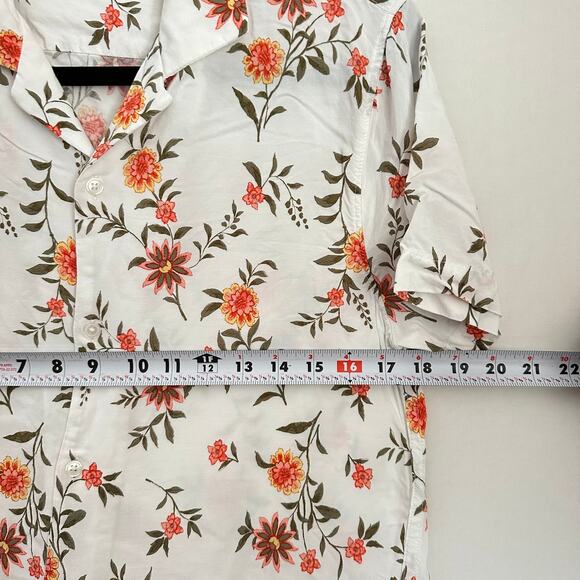 Amercrombie & Fitch Men's White Orange Hawaiian Floral Camp Short Sleeve Shirt - Picture 6 of 8